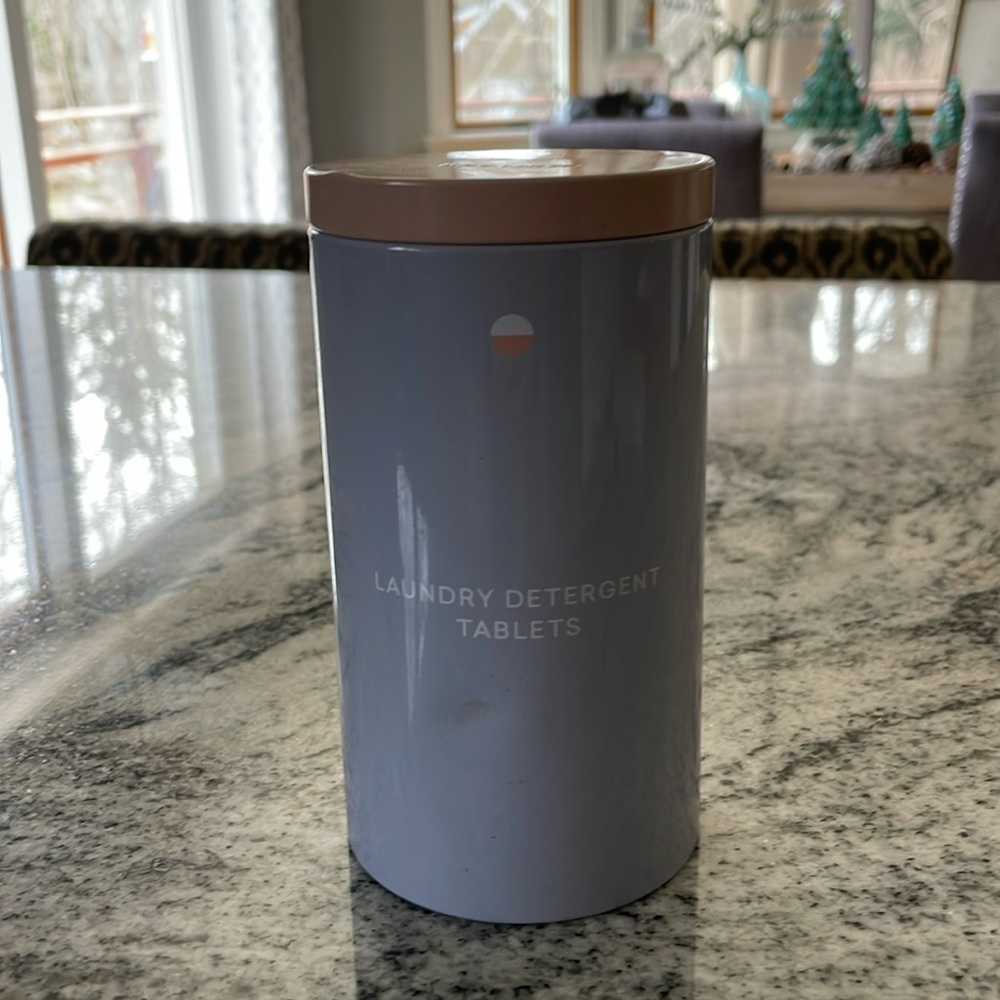 Blueland Laundry Detergent Tablet Container